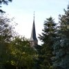 Kirche mit Grün